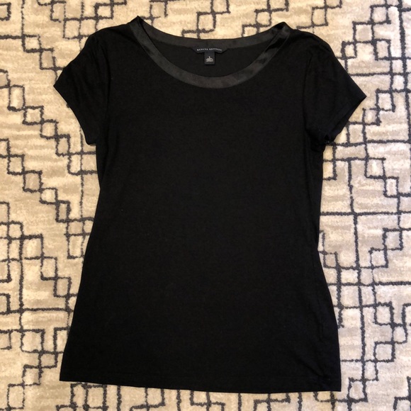 Banana Republic Tops - BANANA REPUBLIC Black T-Shirt